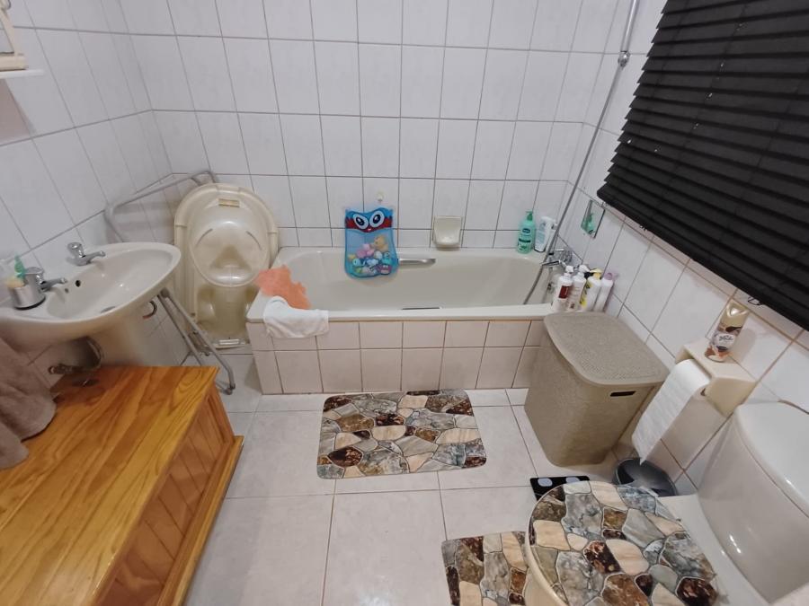 3 Bedroom Property for Sale in Riversdale Gauteng