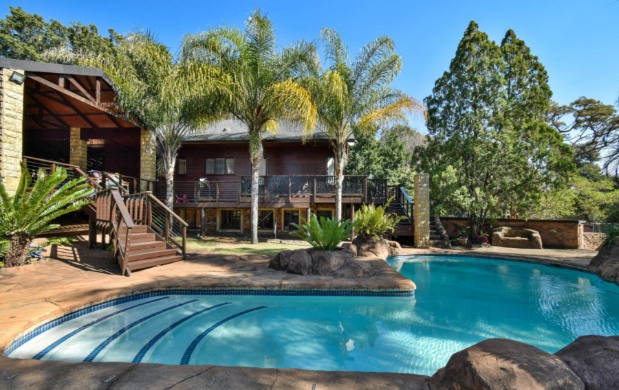 8 Bedroom Property for Sale in Pretoria North Gauteng