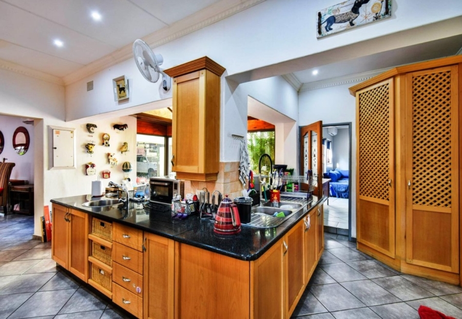 8 Bedroom Property for Sale in Pretoria North Gauteng