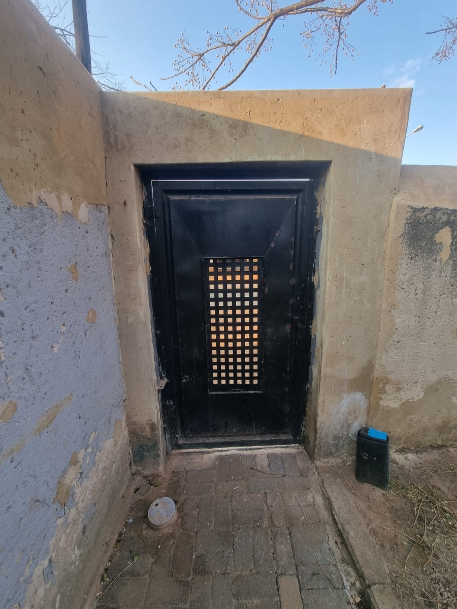 To Let 2 Bedroom Property for Rent in Protea Glen Gauteng