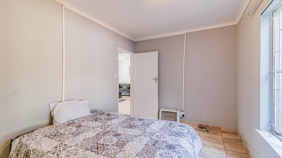 2 Bedroom Property for Sale in Klippoortje Gauteng