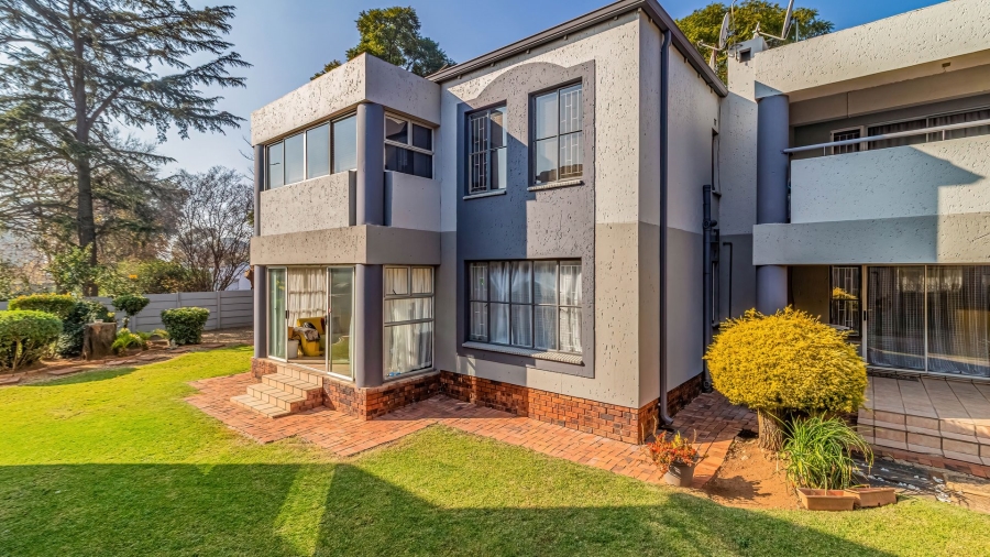 2 Bedroom Property for Sale in Klippoortje Gauteng
