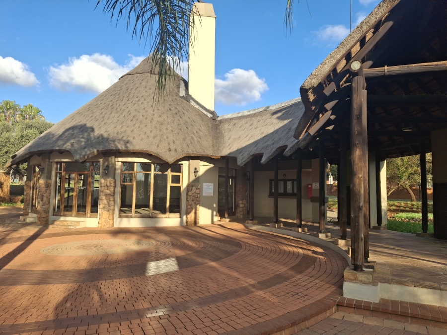 To Let 2 Bedroom Property for Rent in Mooikloof Gauteng