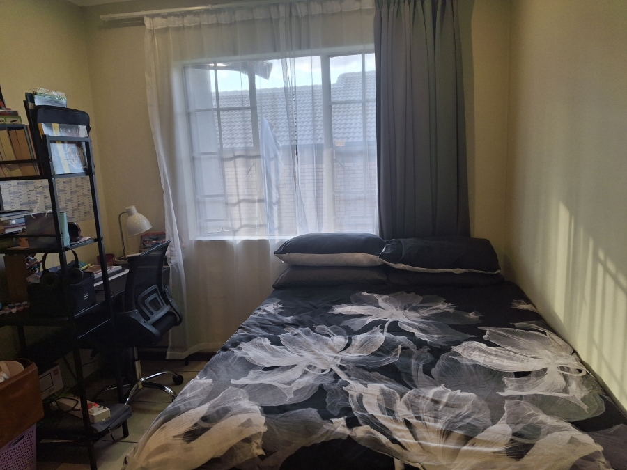 To Let 2 Bedroom Property for Rent in Mooikloof Gauteng