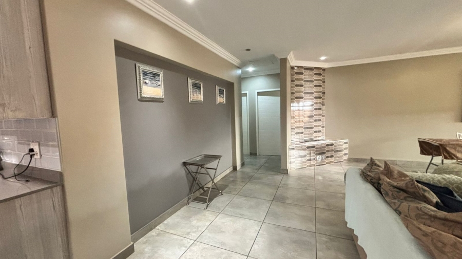 3 Bedroom Property for Sale in Dayanglen Gauteng