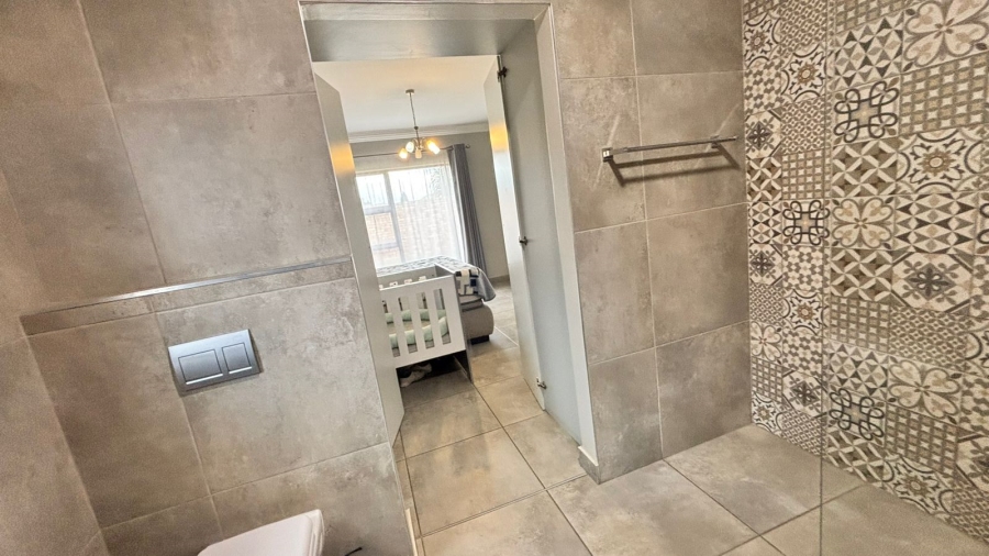 3 Bedroom Property for Sale in Dayanglen Gauteng