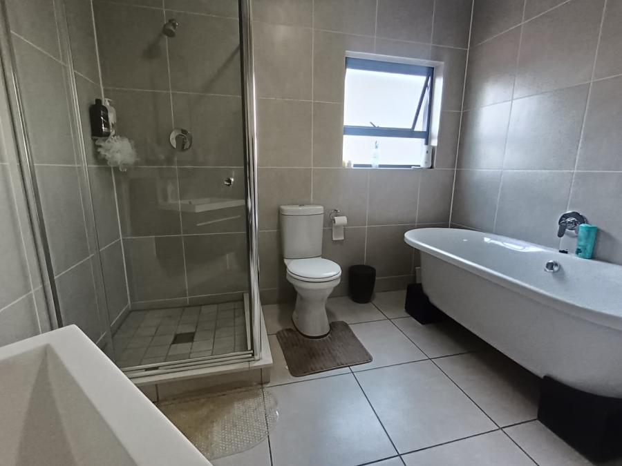 2 Bedroom Property for Sale in Westlake Eco Estate Gauteng