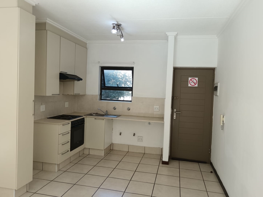 To Let 1 Bedroom Property for Rent in Paulshof Gauteng