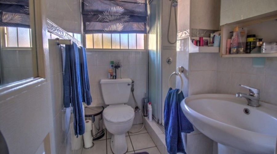 3 Bedroom Property for Sale in Van Riebeeck Park Gauteng