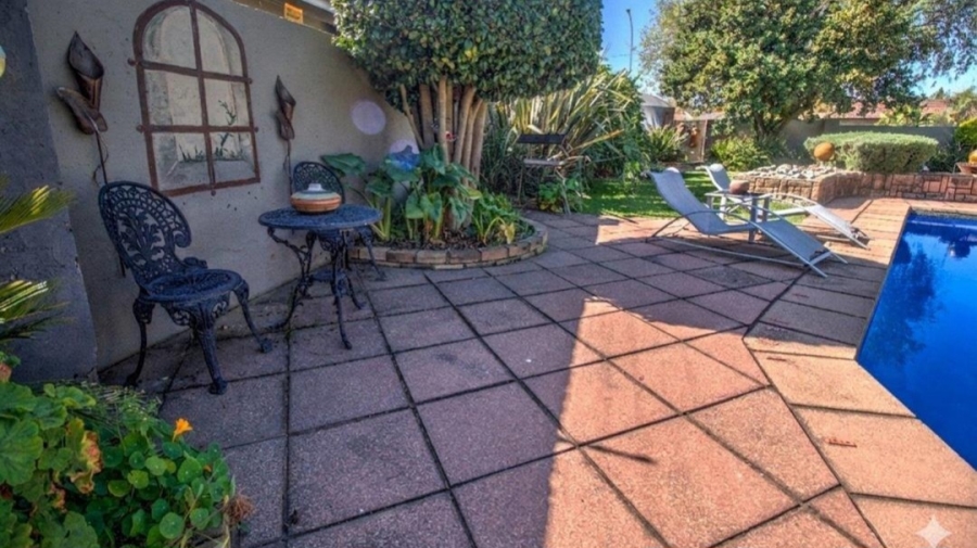 3 Bedroom Property for Sale in Van Riebeeck Park Gauteng
