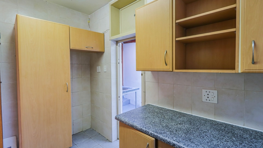 2 Bedroom Property for Sale in Bramley Park Gauteng