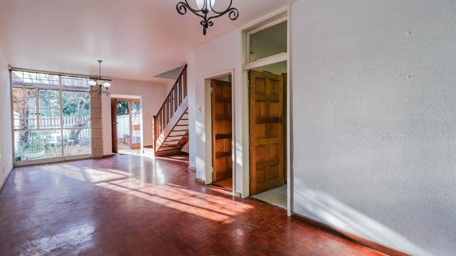 2 Bedroom Property for Sale in Bramley Park Gauteng