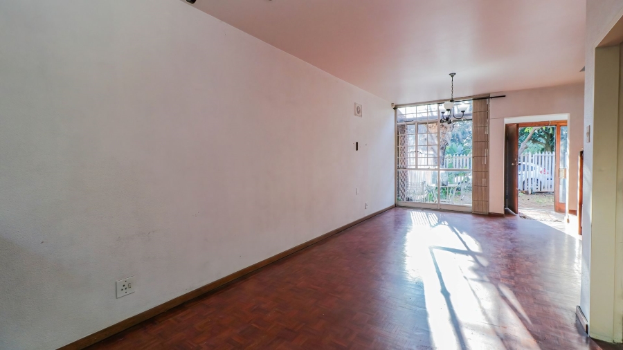 2 Bedroom Property for Sale in Bramley Park Gauteng