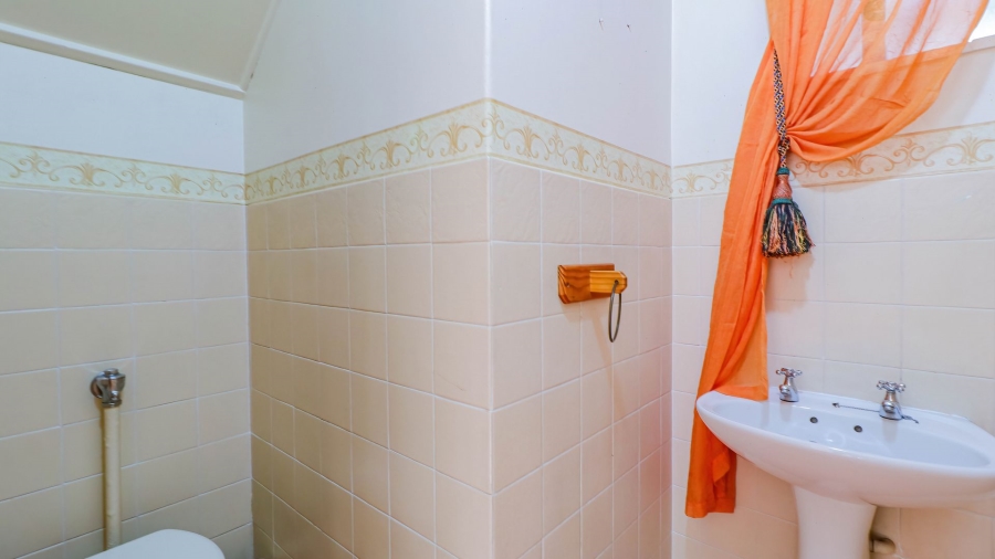 2 Bedroom Property for Sale in Bramley Park Gauteng