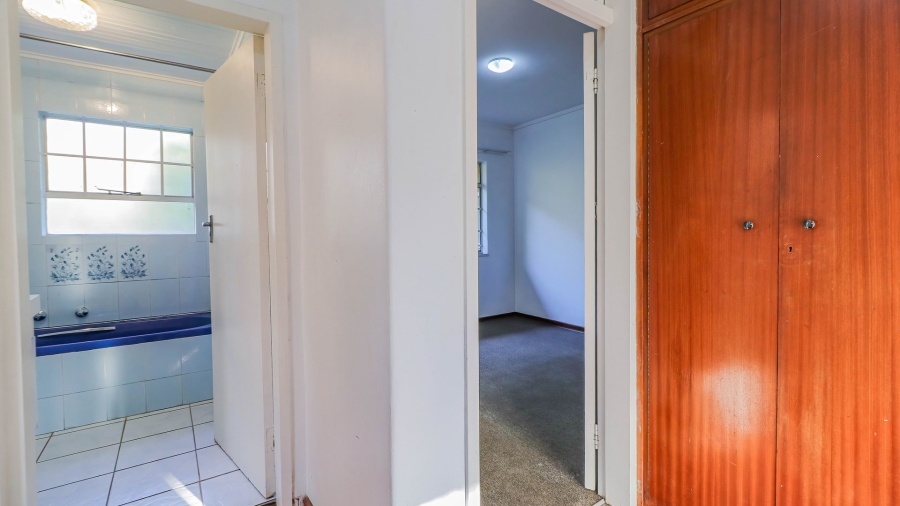 2 Bedroom Property for Sale in Bramley Park Gauteng