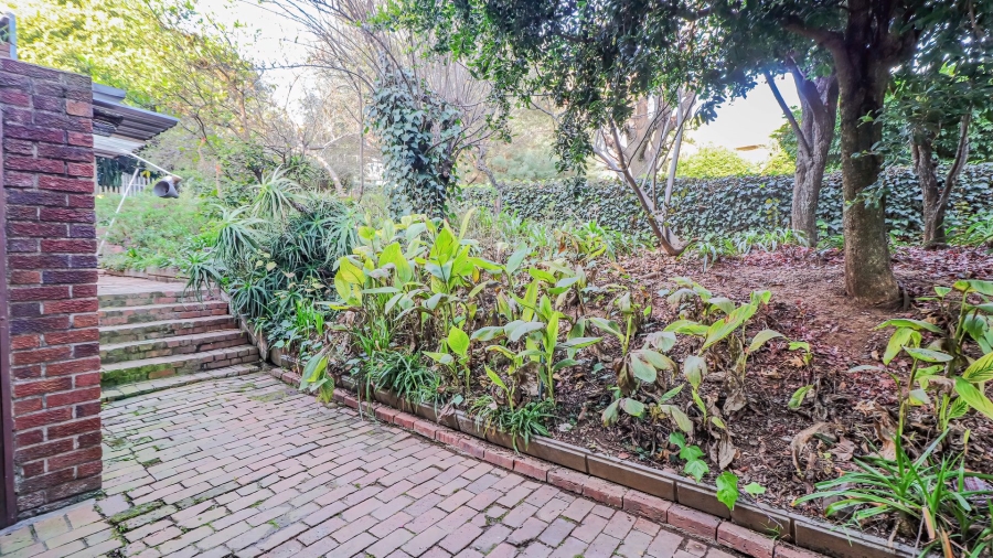 2 Bedroom Property for Sale in Bramley Park Gauteng