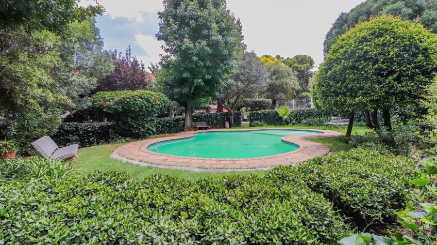 2 Bedroom Property for Sale in Bramley Park Gauteng
