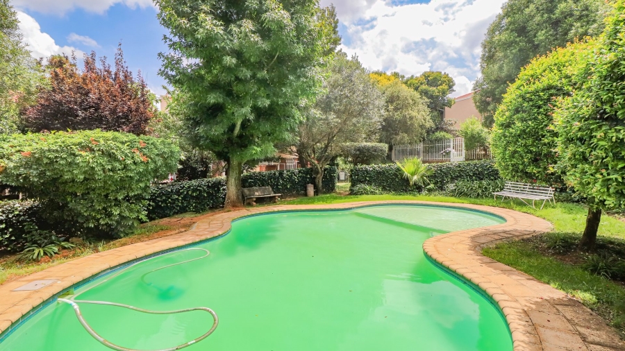 2 Bedroom Property for Sale in Bramley Park Gauteng