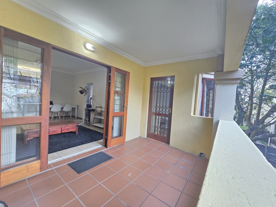 To Let 2 Bedroom Property for Rent in Sunninghill Gauteng