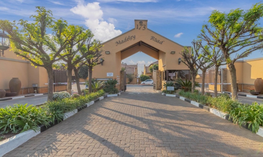 3 Bedroom Property for Sale in Hughes Gauteng