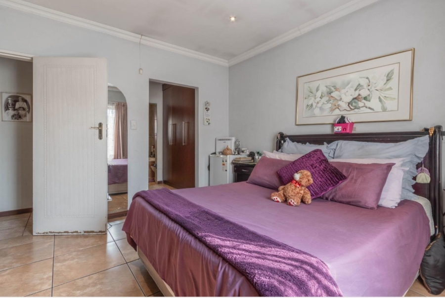 3 Bedroom Property for Sale in Hughes Gauteng