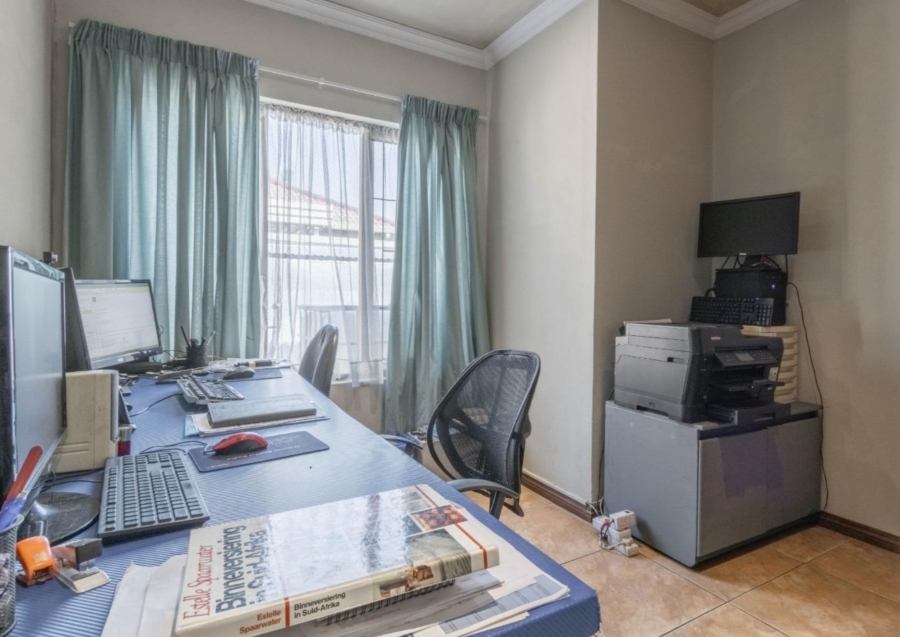 3 Bedroom Property for Sale in Hughes Gauteng