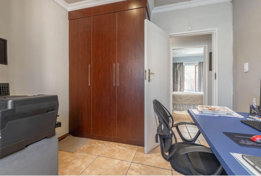 3 Bedroom Property for Sale in Hughes Gauteng