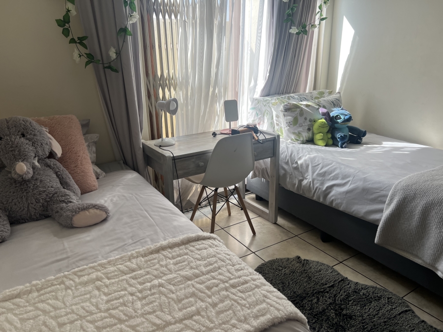 2 Bedroom Property for Sale in Pretorius Park Gauteng