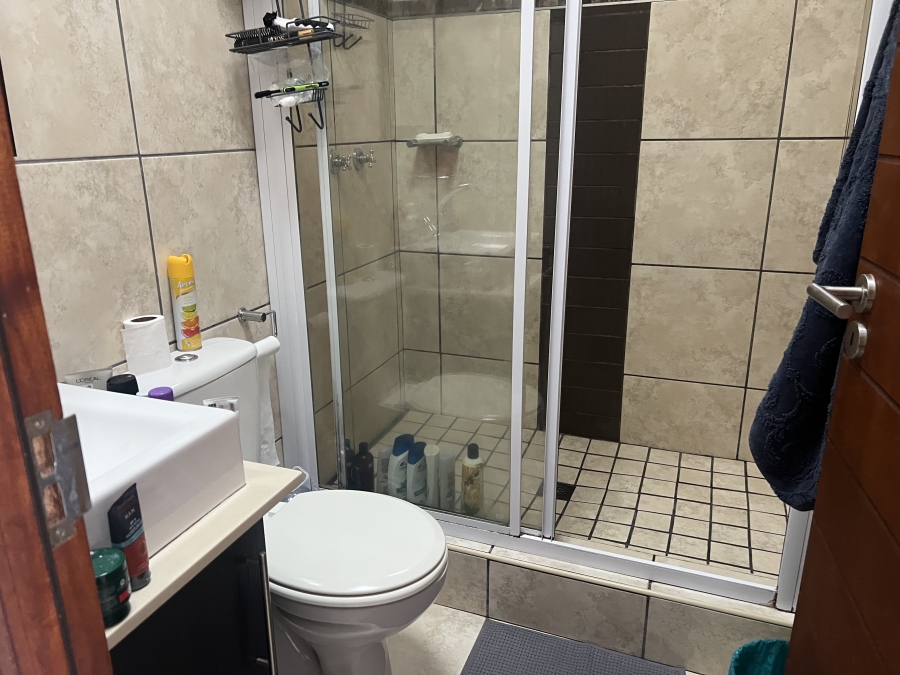 2 Bedroom Property for Sale in Pretorius Park Gauteng