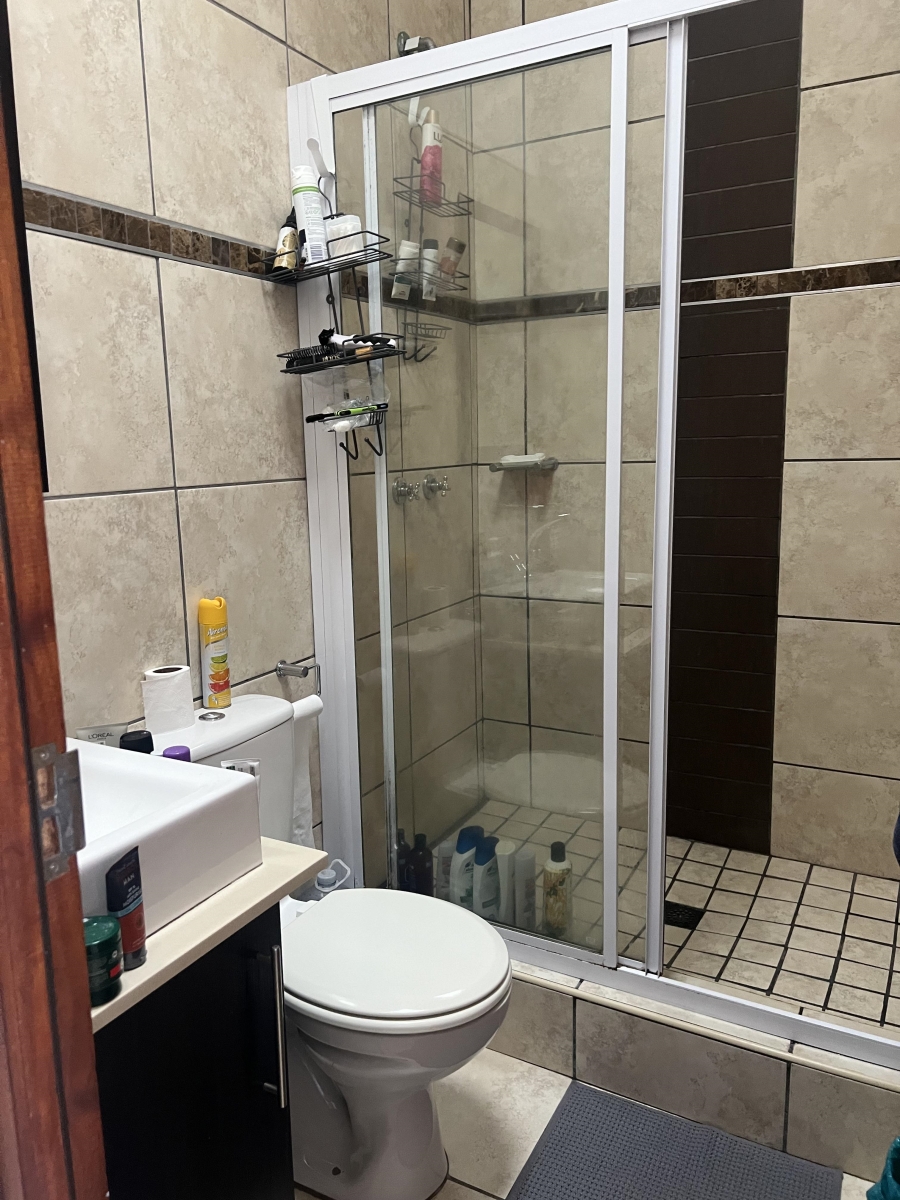 2 Bedroom Property for Sale in Pretorius Park Gauteng