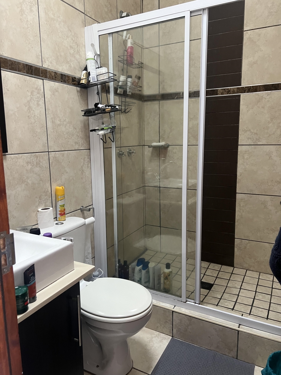2 Bedroom Property for Sale in Pretorius Park Gauteng