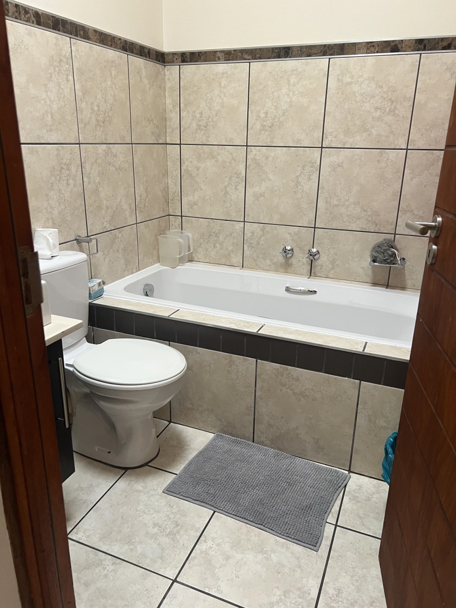 2 Bedroom Property for Sale in Pretorius Park Gauteng