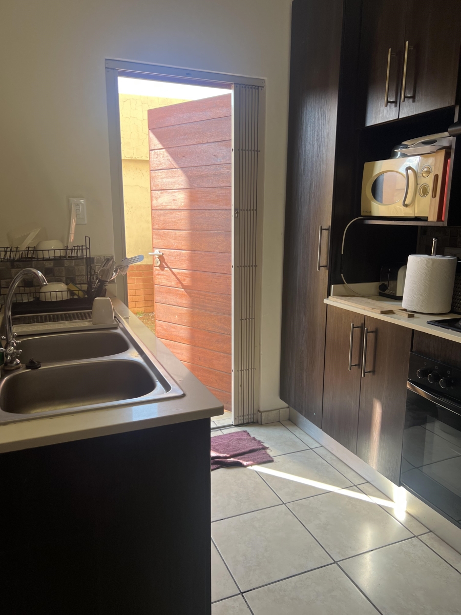 2 Bedroom Property for Sale in Pretorius Park Gauteng