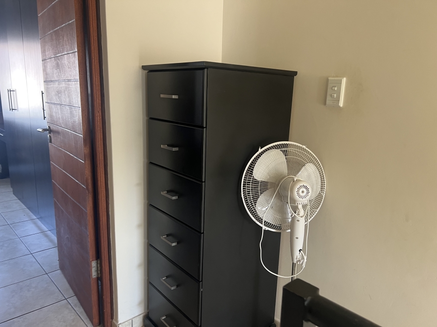 2 Bedroom Property for Sale in Pretorius Park Gauteng