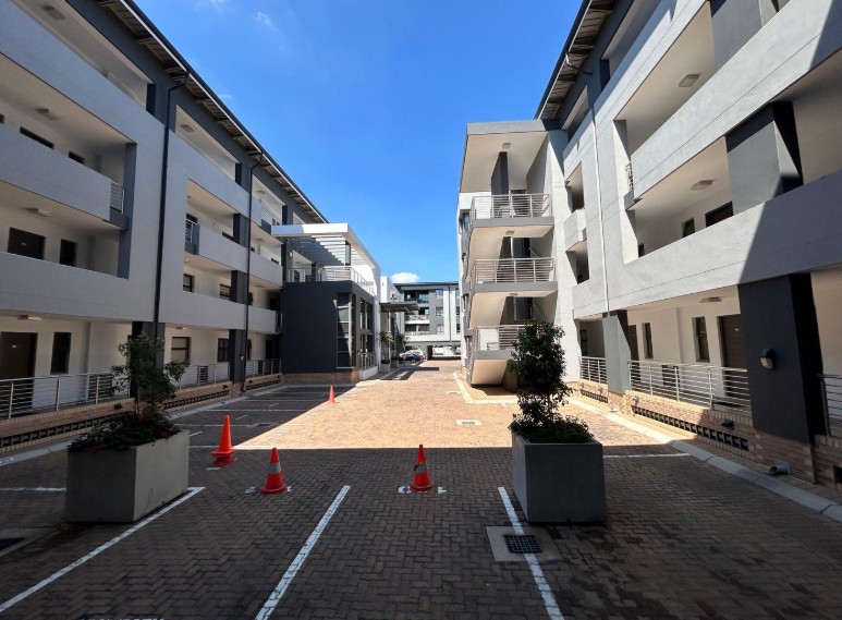 2 Bedroom Property for Sale in Bryanston Gauteng