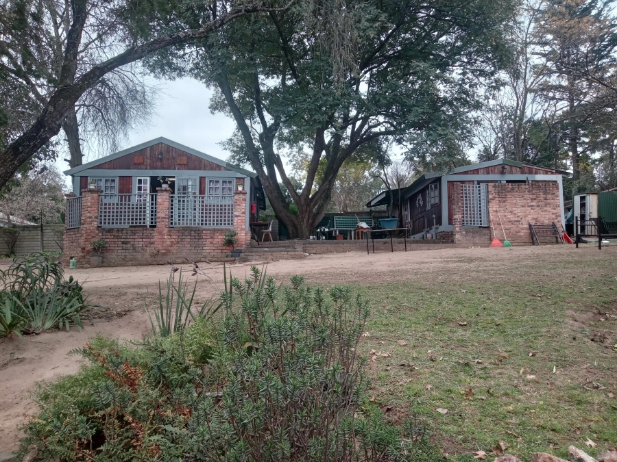 8 Bedroom Property for Sale in Ferndale Gauteng