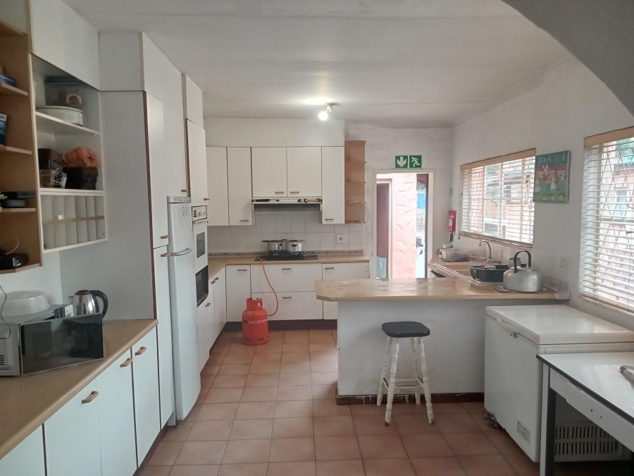 8 Bedroom Property for Sale in Ferndale Gauteng