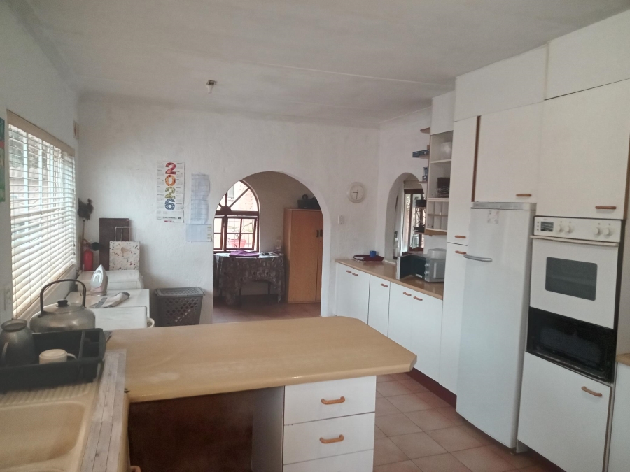 8 Bedroom Property for Sale in Ferndale Gauteng