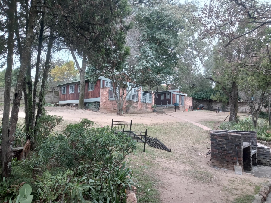8 Bedroom Property for Sale in Ferndale Gauteng