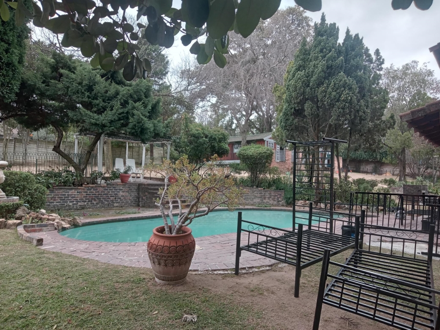 8 Bedroom Property for Sale in Ferndale Gauteng