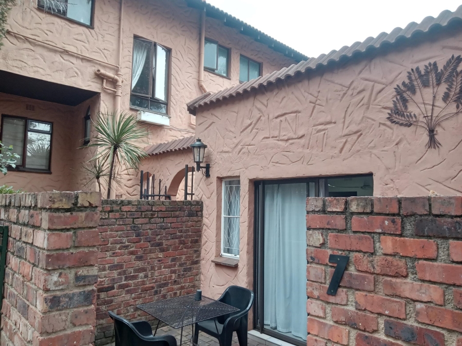 8 Bedroom Property for Sale in Ferndale Gauteng