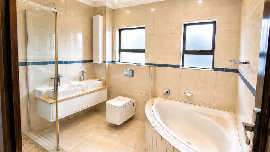 5 Bedroom Property for Sale in Heuwelsig Estate Gauteng