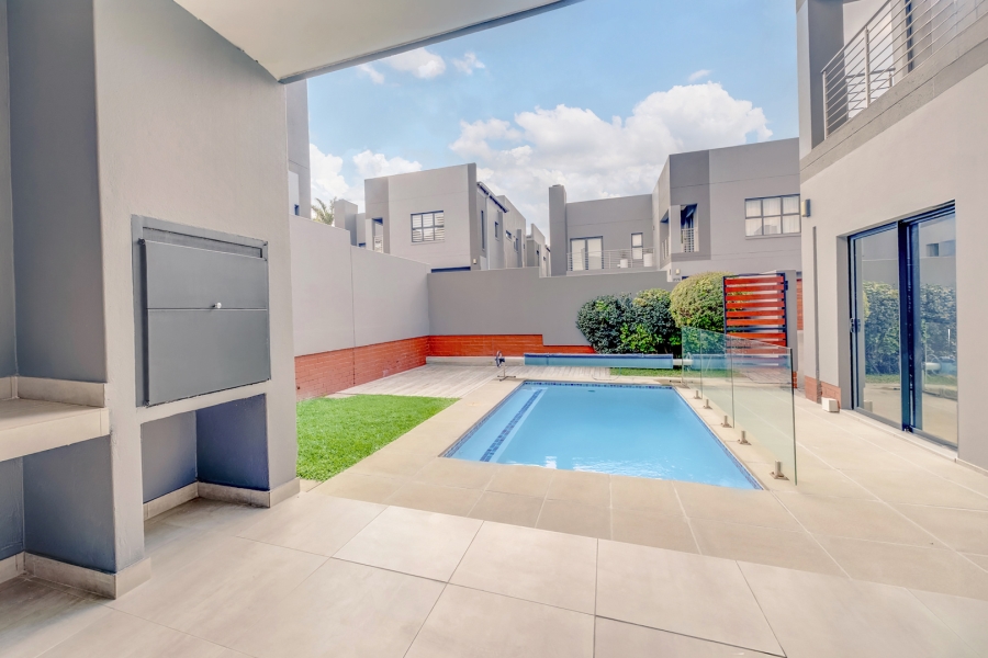 4 Bedroom Property for Sale in Bryanston Gauteng