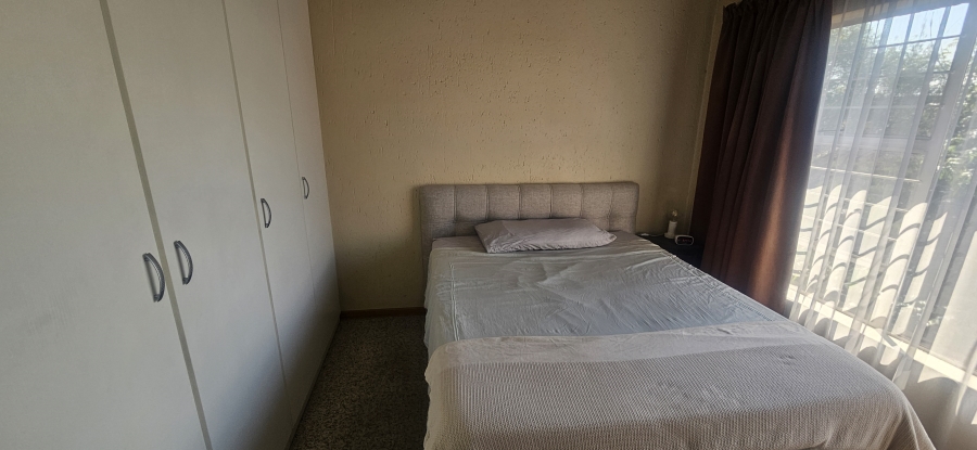 2 Bedroom Property for Sale in New Redruth Gauteng