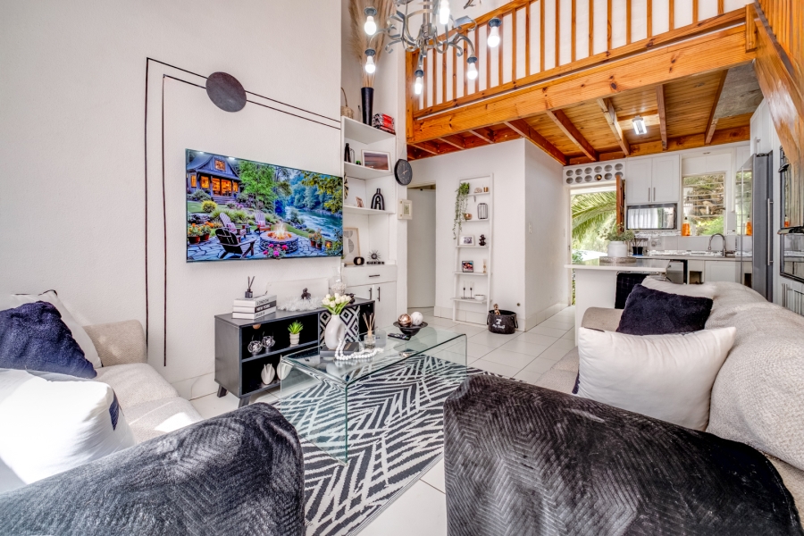 To Let 2 Bedroom Property for Rent in Douglasdale Gauteng