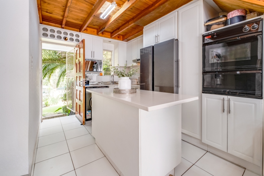 To Let 2 Bedroom Property for Rent in Douglasdale Gauteng
