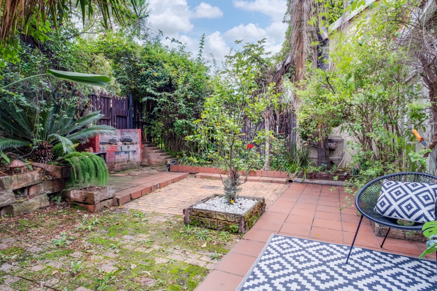 To Let 2 Bedroom Property for Rent in Douglasdale Gauteng