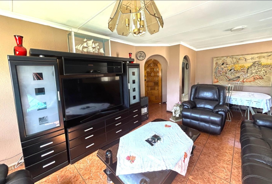 3 Bedroom Property for Sale in Mayberry Park Gauteng