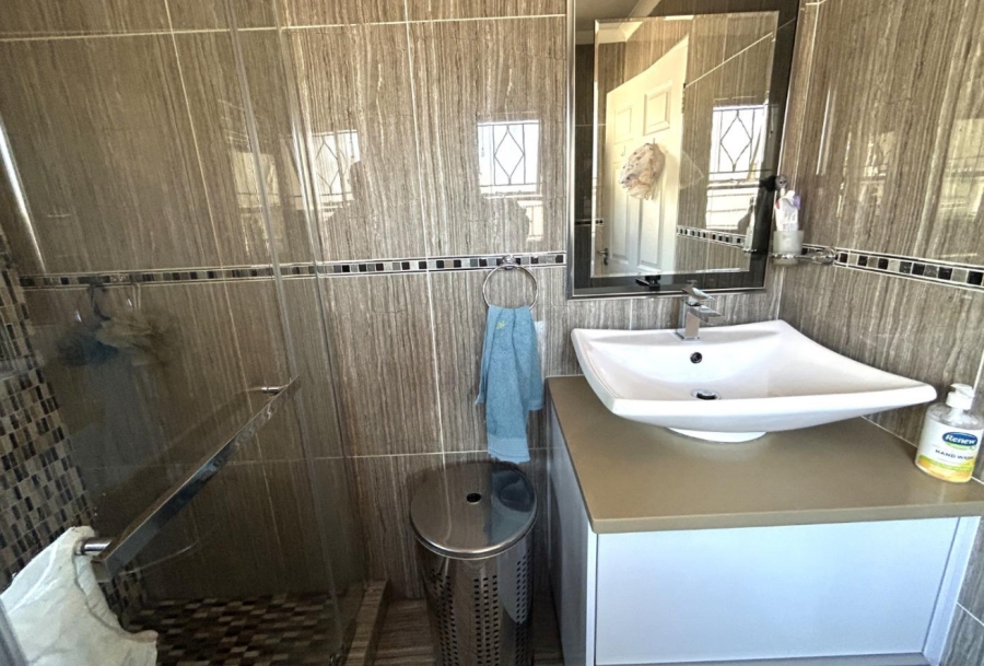 3 Bedroom Property for Sale in Mayberry Park Gauteng