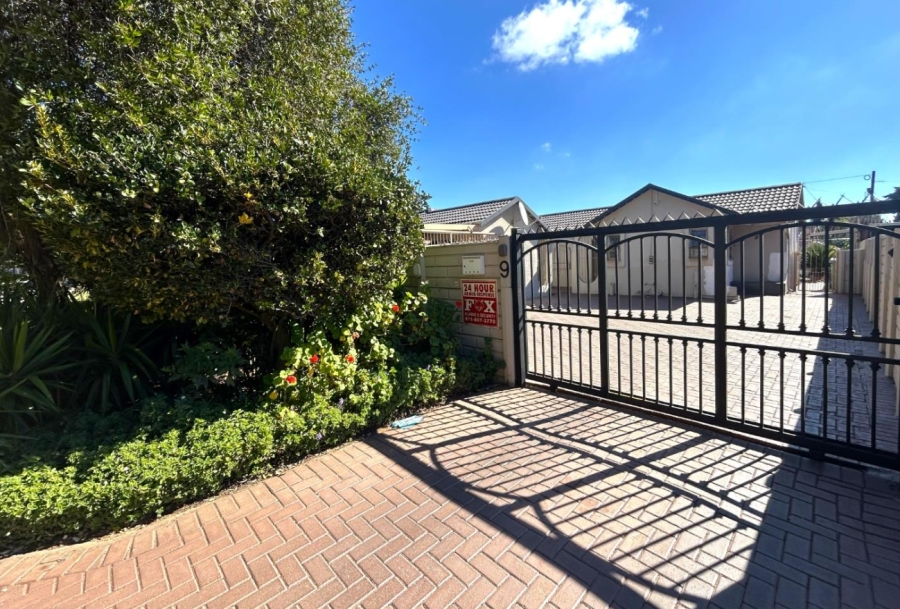 3 Bedroom Property for Sale in Mayberry Park Gauteng